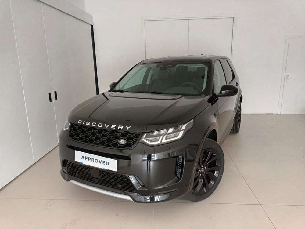 Land Rover Discovery Sport nuova a Cuneo