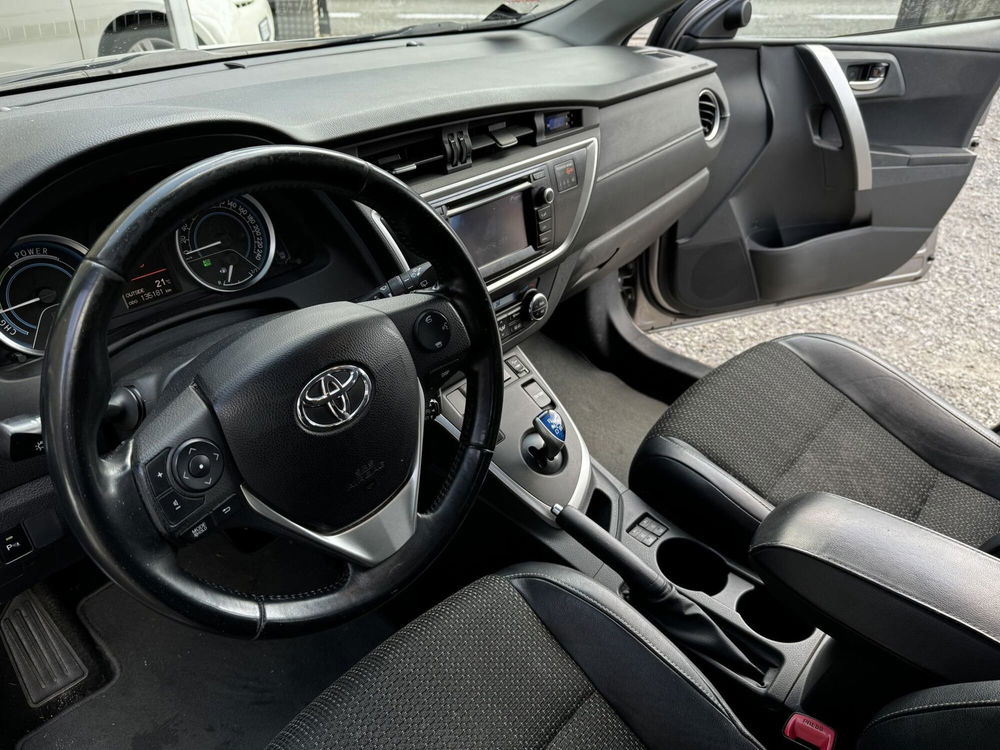 Toyota Auris usata a Como (12)