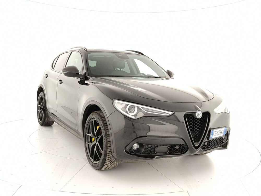 Alfa Romeo Stelvio usata a Caserta