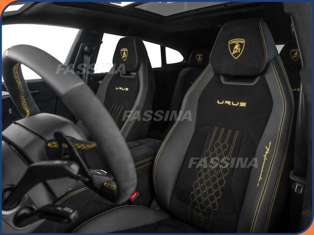 Lamborghini Urus usata a Milano (8)