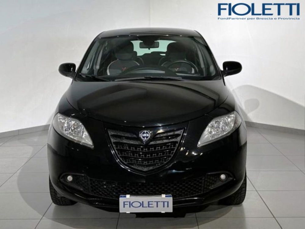 Lancia Ypsilon usata a Brescia (3)