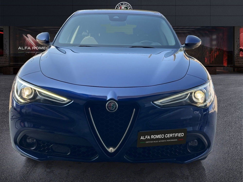 Alfa Romeo Stelvio usata a Teramo (4)