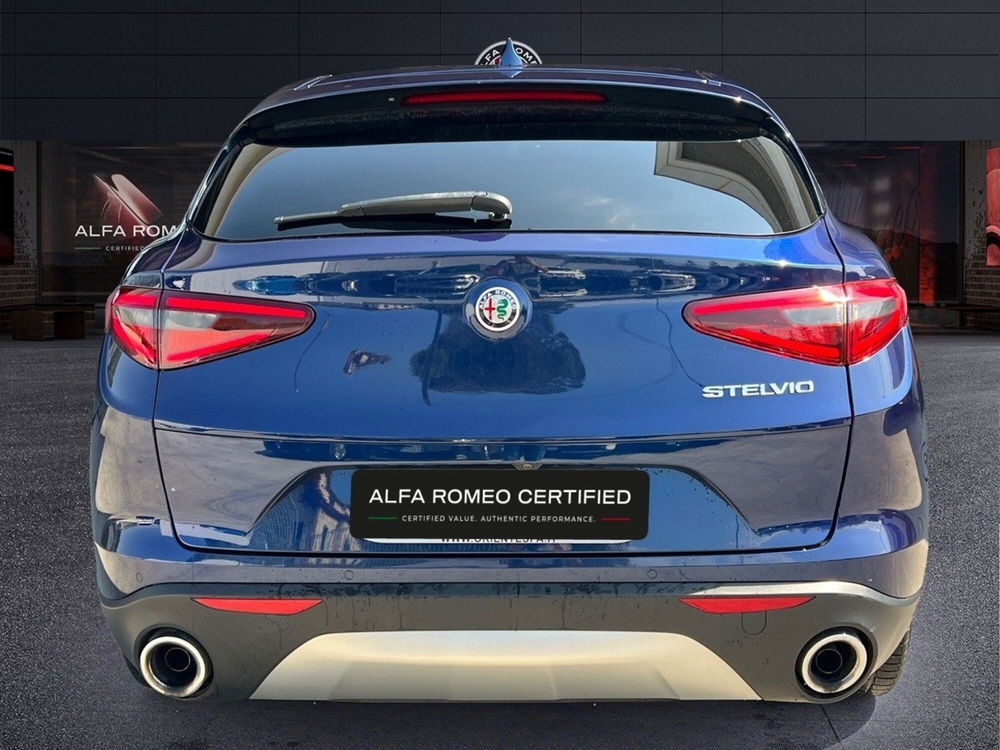 Alfa Romeo Stelvio usata a Teramo (7)