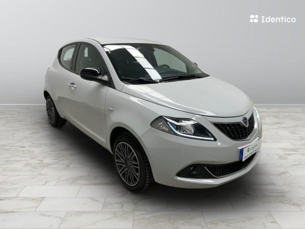 Lancia Ypsilon usata a Biella