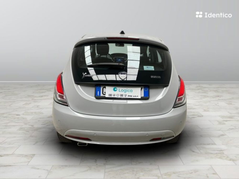 Lancia Ypsilon usata a Biella (10)