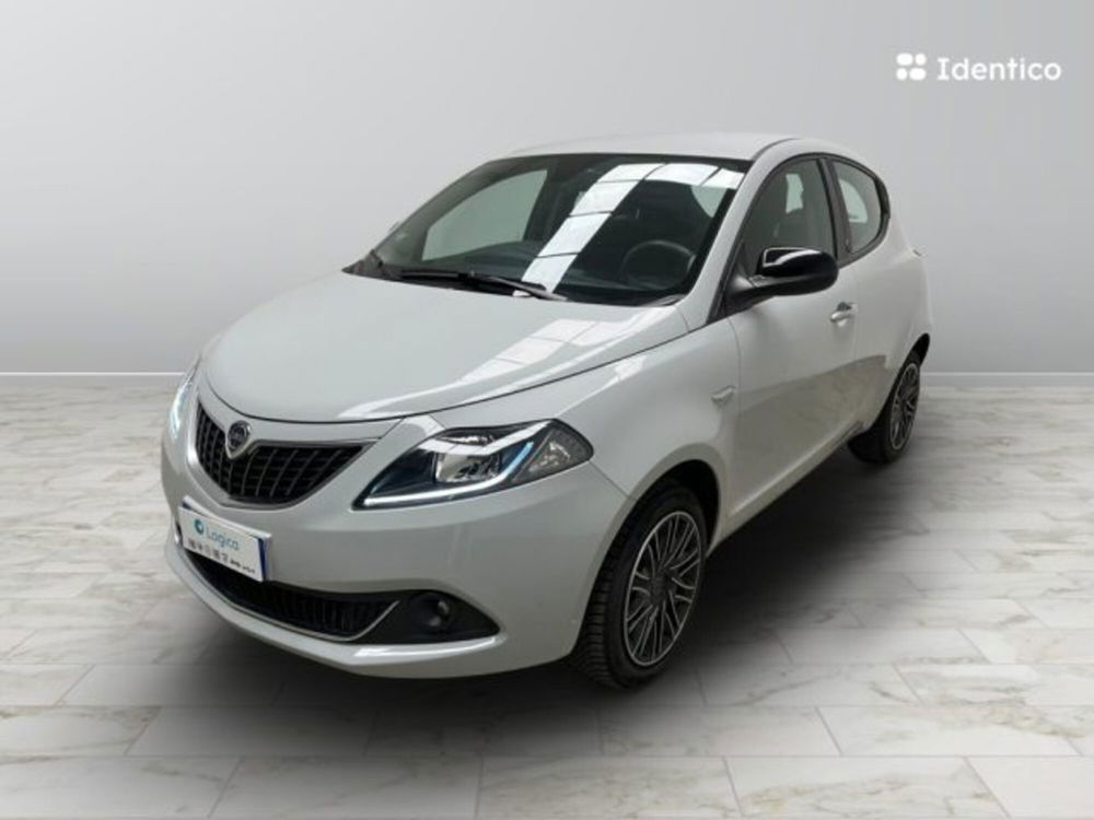 Lancia Ypsilon usata a Biella (6)