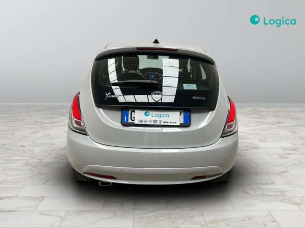 Lancia Ypsilon usata a Biella (10)