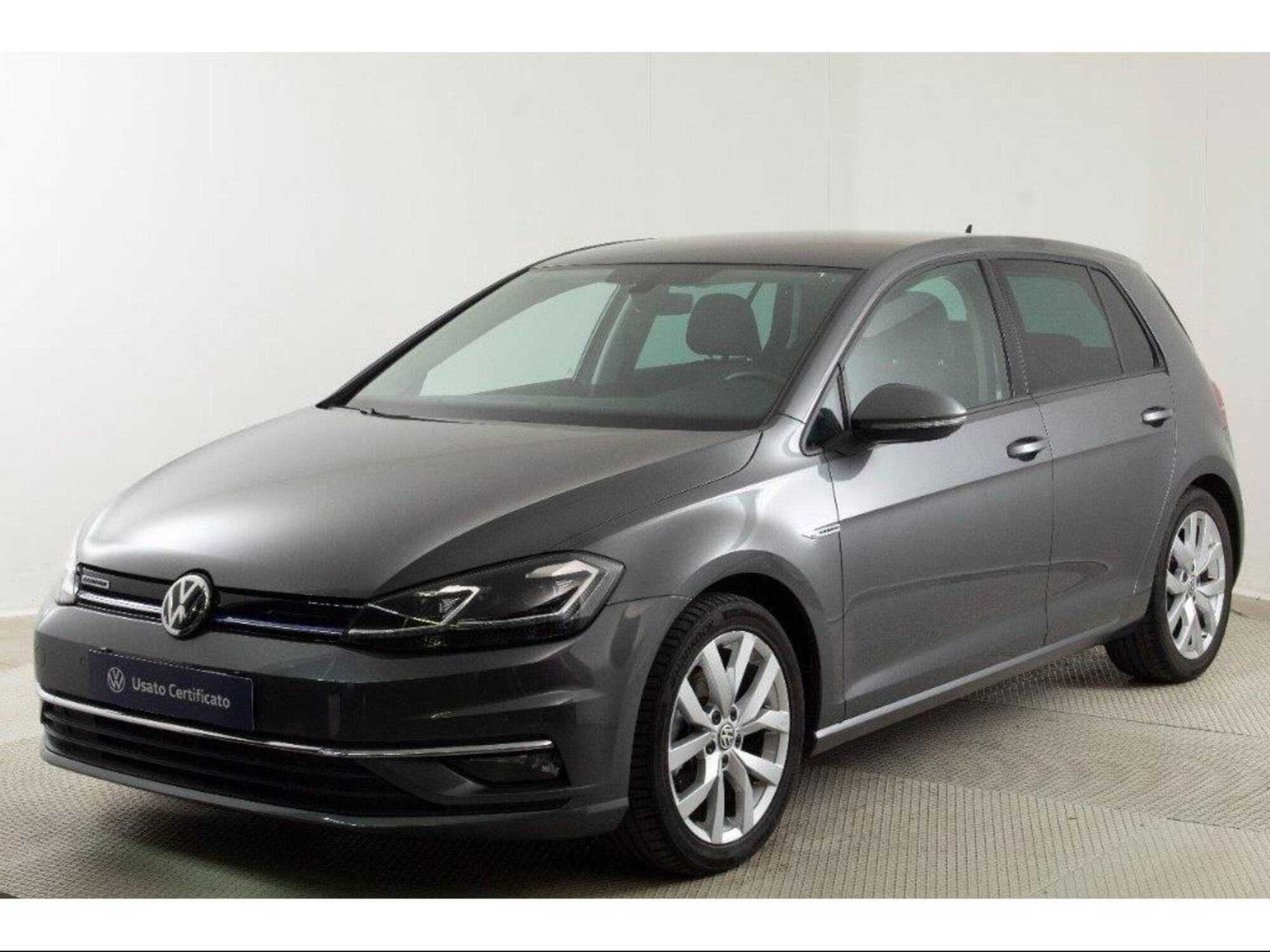 Volkswagen Golf 1.5 TSI 130 CV EVO DSG 5p. Highline BlueMotion  del 2019 usata a Paruzzaro