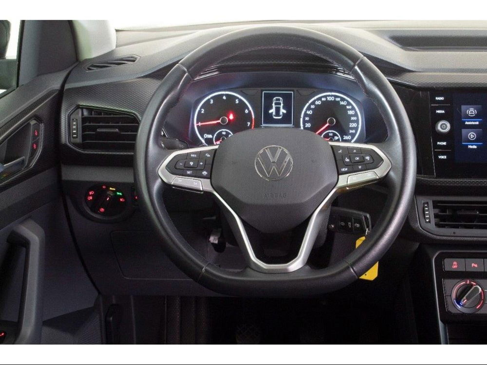 Volkswagen T-Cross usata a Novara (7)