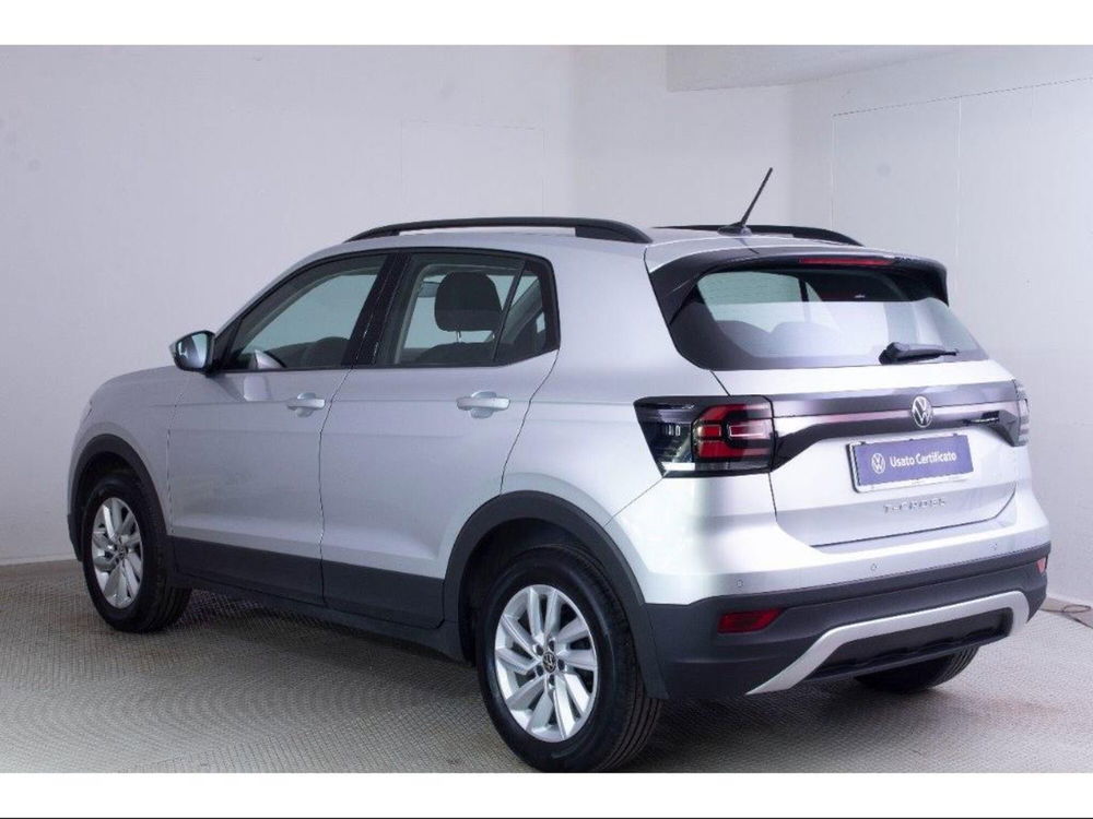 Volkswagen T-Cross usata a Novara (4)