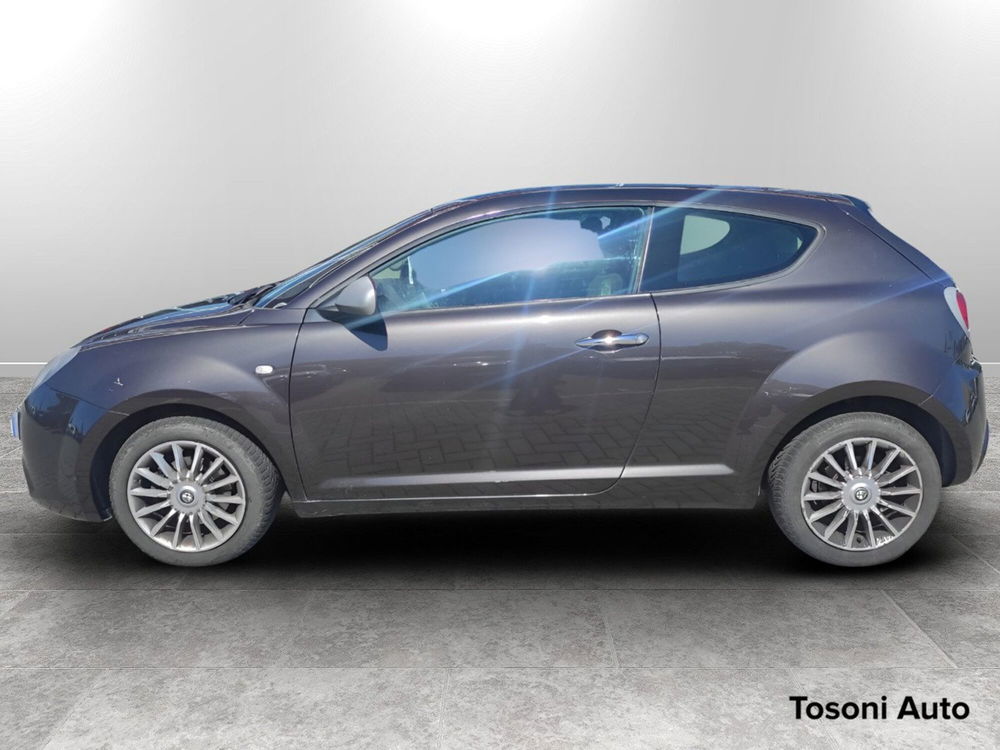 Alfa Romeo MiTo usata a Siena (8)