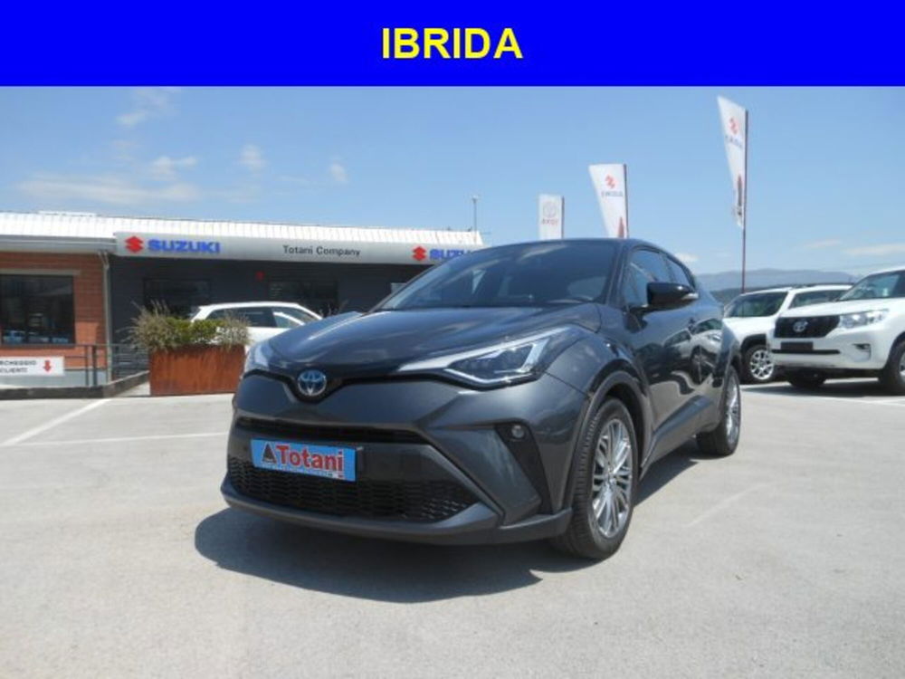 Toyota Toyota C-HR nuova a L'Aquila