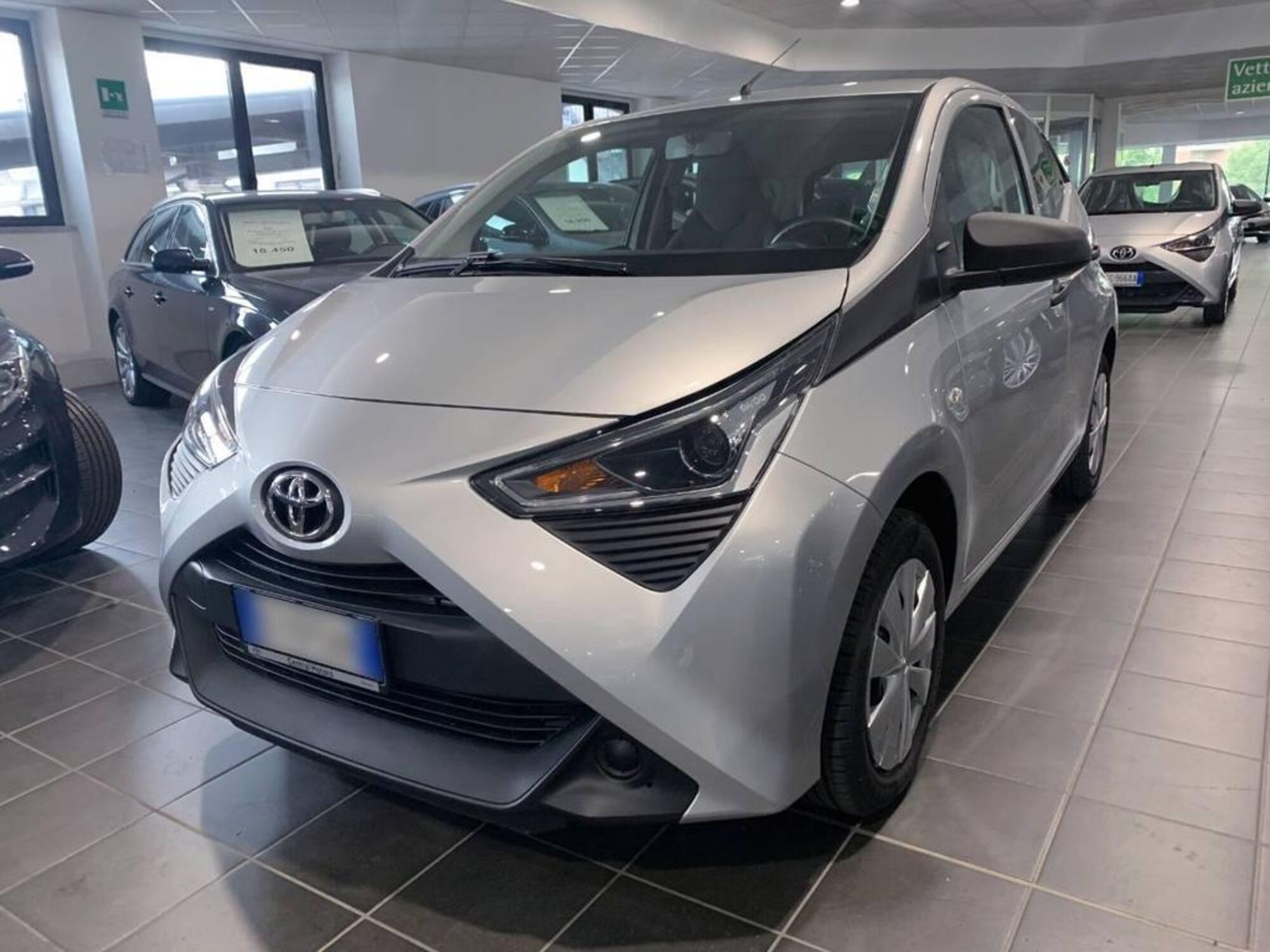 Toyota Aygo 1.0 VVT-i 72 CV 5 porte x-play MMT  del 2021 usata a Torino