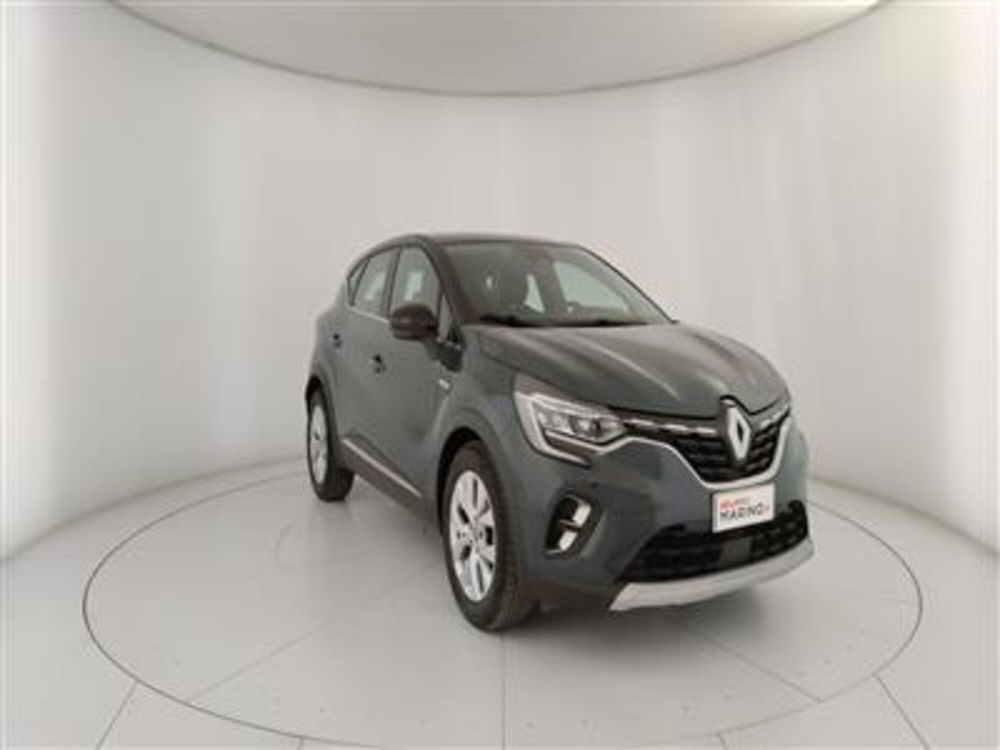 Renault Captur usata a Bari (11)