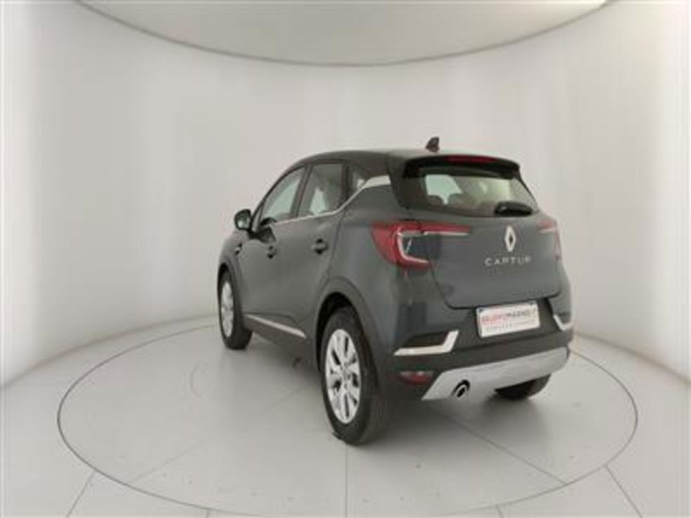 Renault Captur usata a Bari (5)