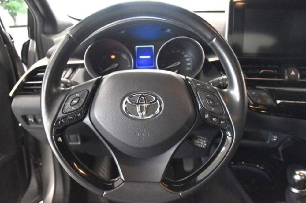 Toyota Toyota C-HR usata a Padova (16)