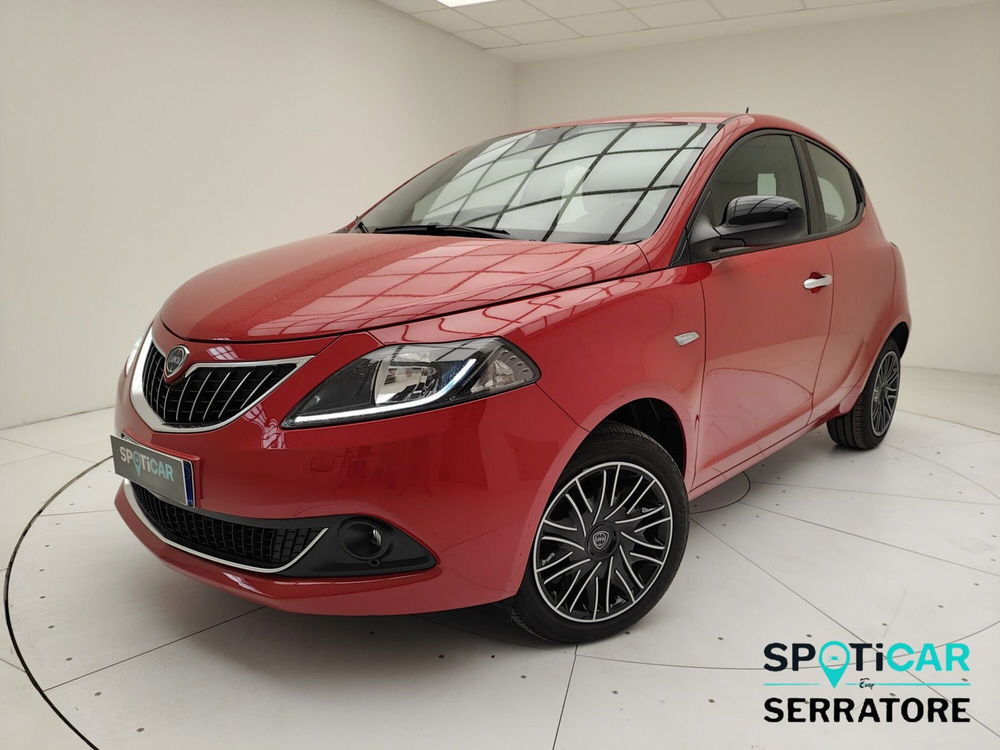 Lancia Ypsilon usata a Como