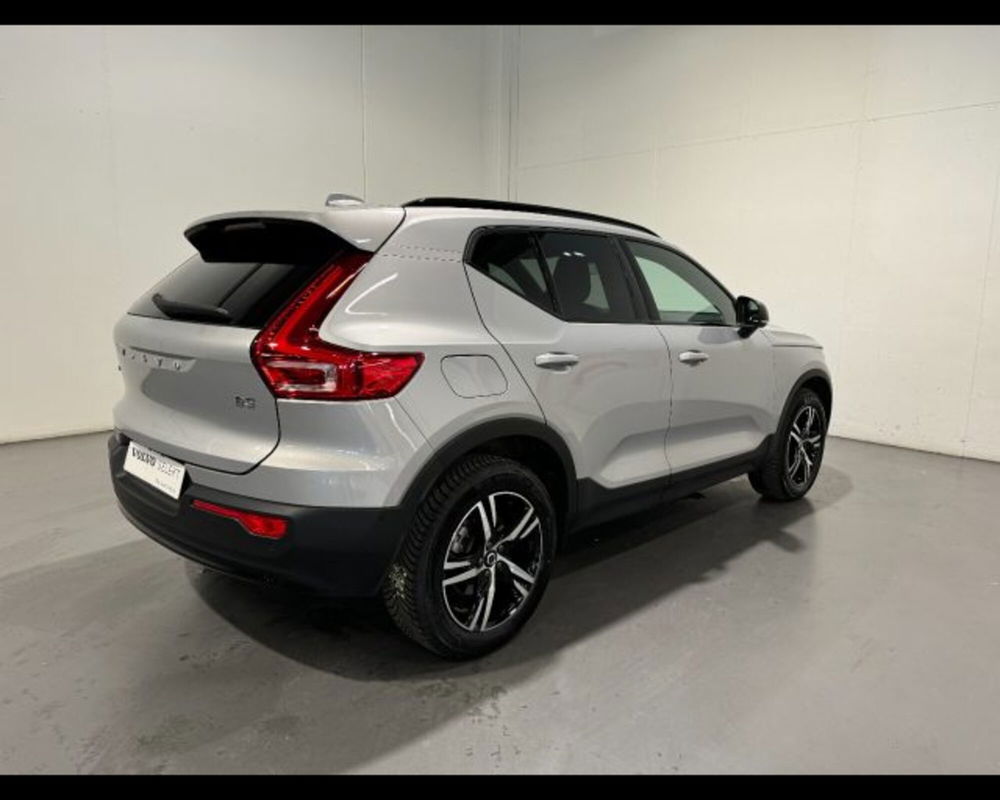 Volvo XC40 usata a Treviso (2)