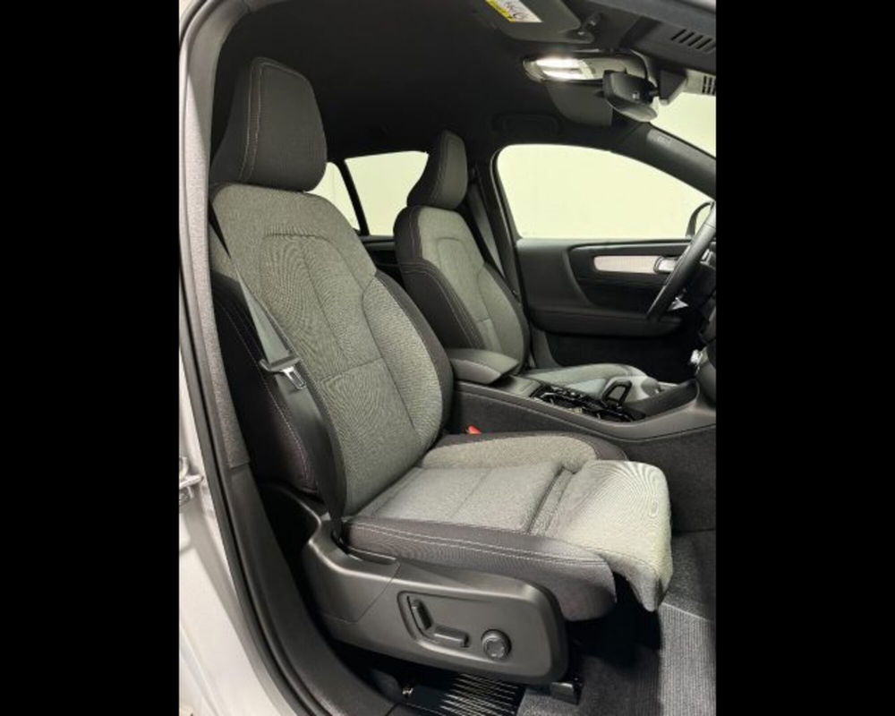 Volvo XC40 usata a Treviso (9)