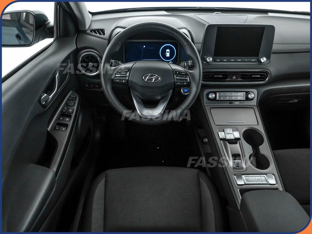 Hyundai Kona nuova a Milano (10)