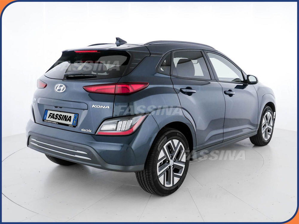 Hyundai Kona nuova a Milano (6)