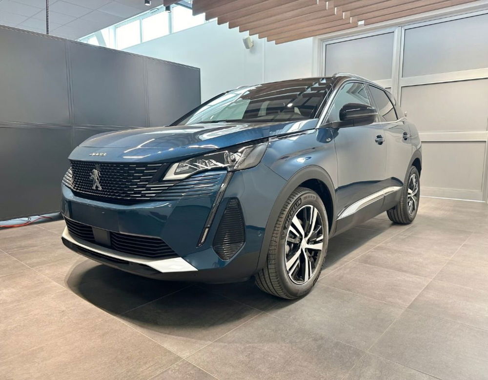 Peugeot 3008 nuova a Ferrara