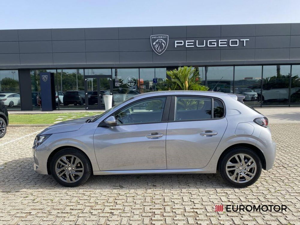 Peugeot 208 usata a Bari (11)