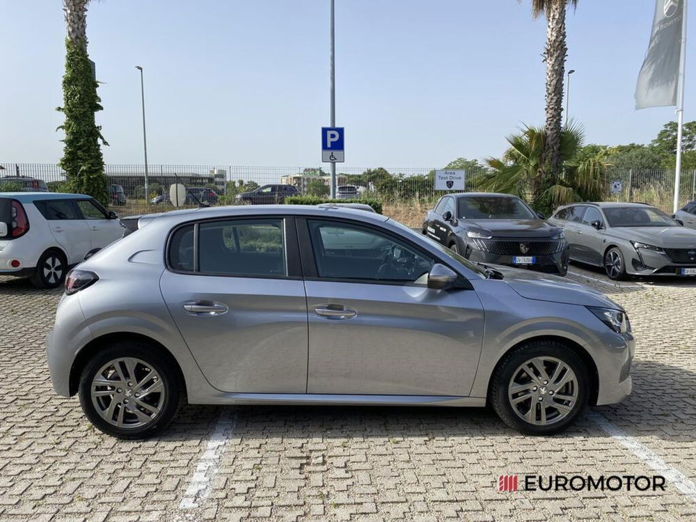 Peugeot 208 usata a Bari (4)