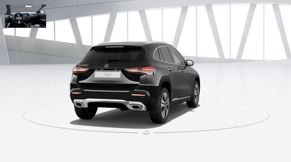 Mercedes-Benz GLA SUV nuova a Trento (3)