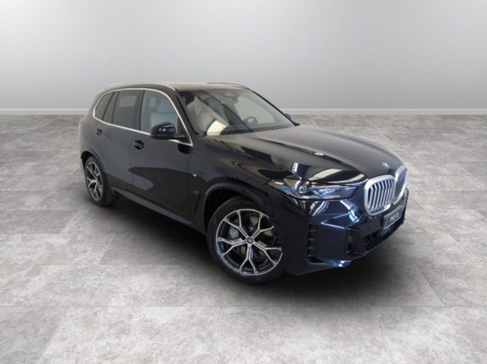 BMW X5 nuova a Modena (16)