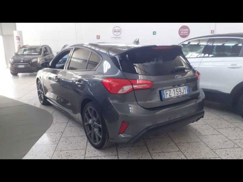 Ford Focus usata a Lecce (11)