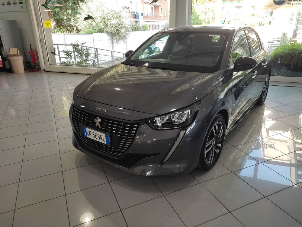 Peugeot 208 usata a Prato