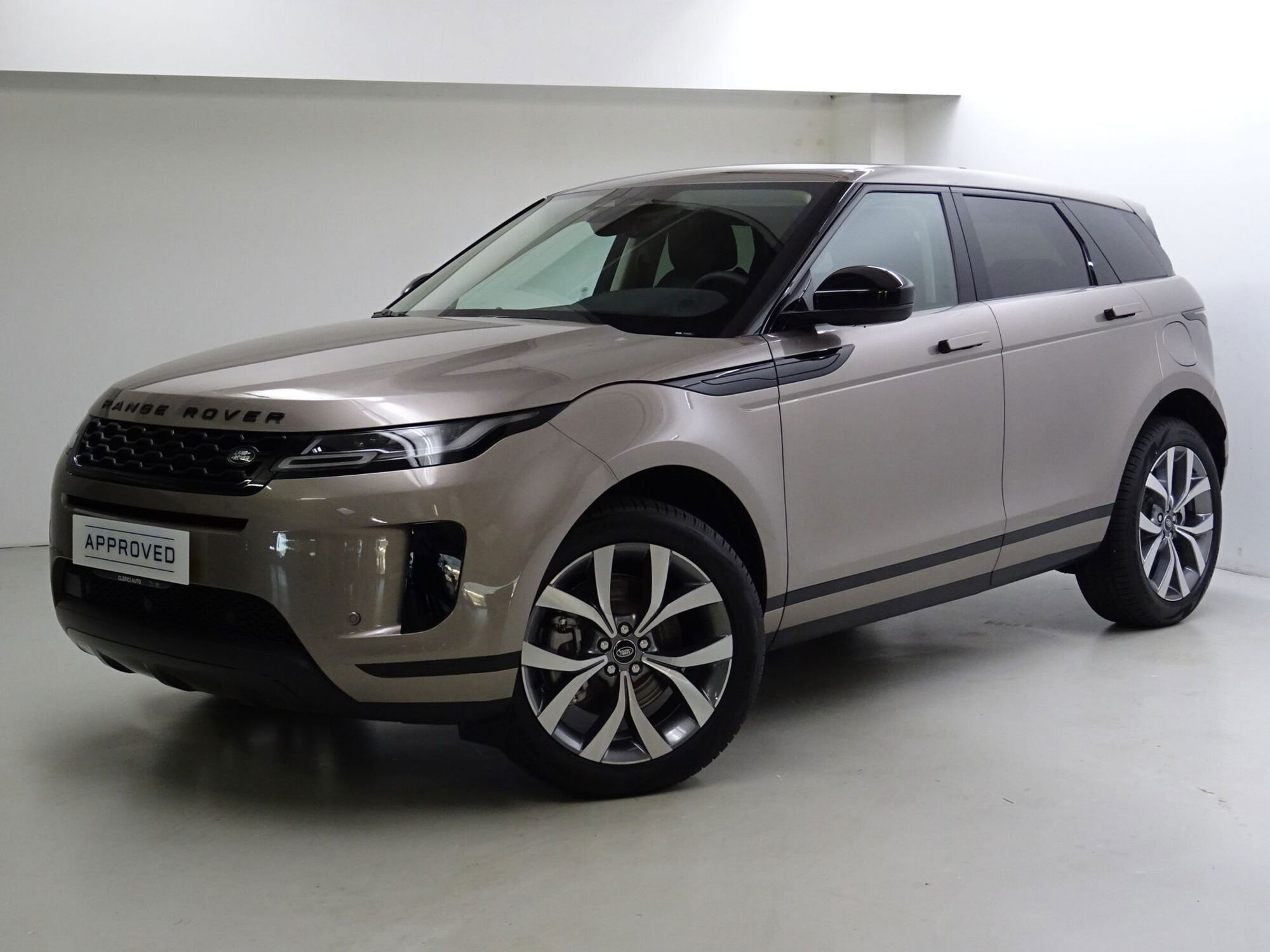 Land Rover Range Rover Evoque 1.5 I3 PHEV 300 CV AWD Auto  del 2023 usata a Tavernerio