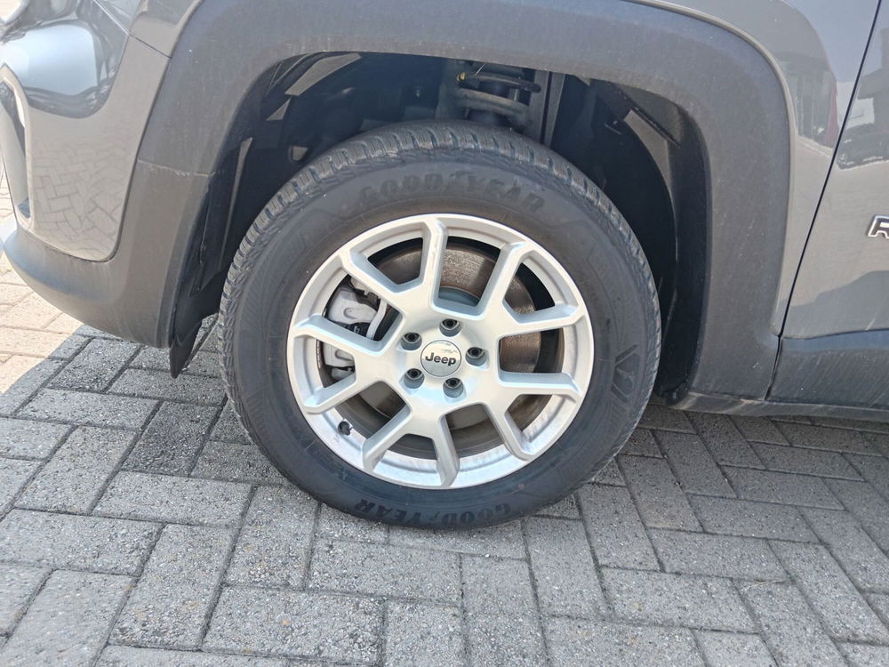 Jeep Renegade nuova a Alessandria (8)