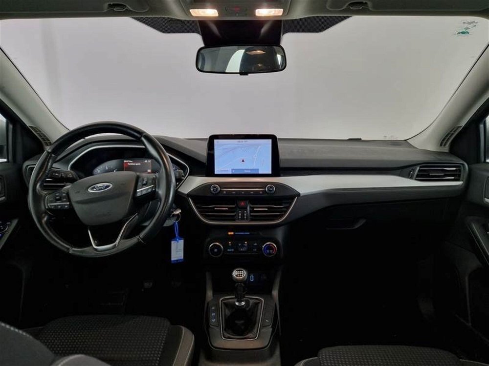 Ford Focus Station Wagon 1.5 EcoBlue 120 CV automatico SW Business  del 2020 usata a Salerno (3)