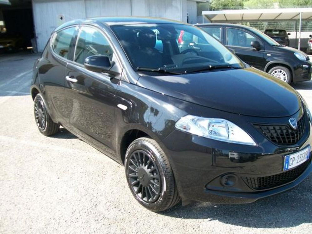 Lancia Ypsilon nuova a Frosinone