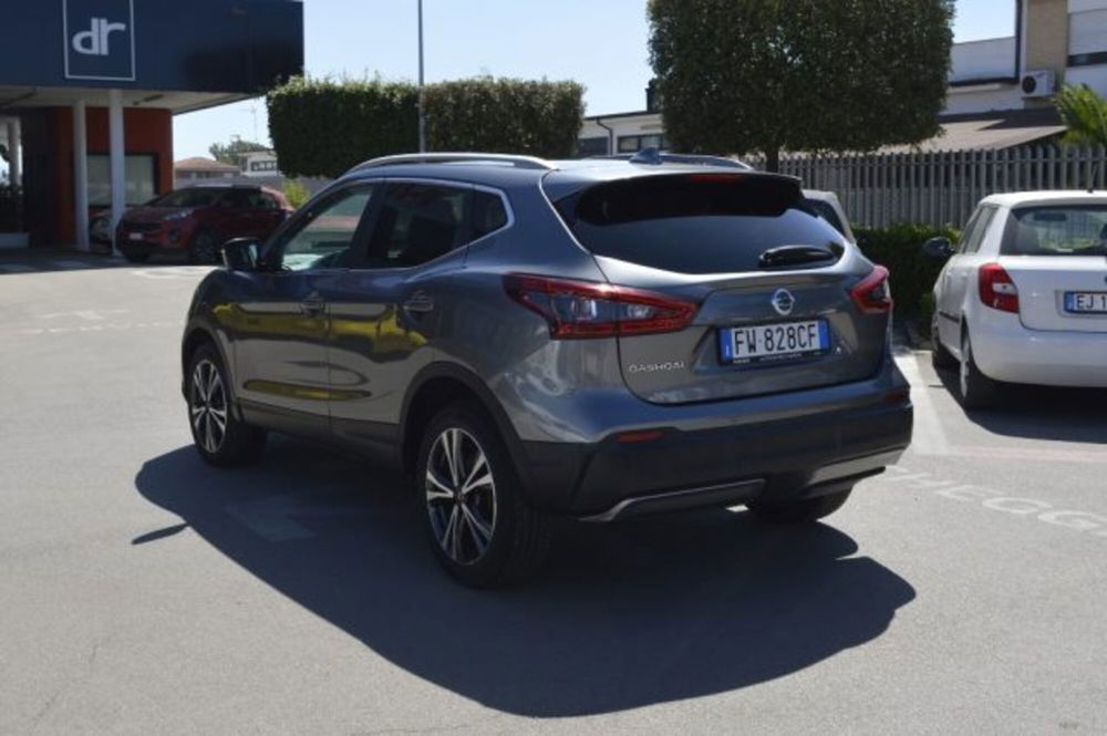 Nissan Qashqai usata a Latina (5)