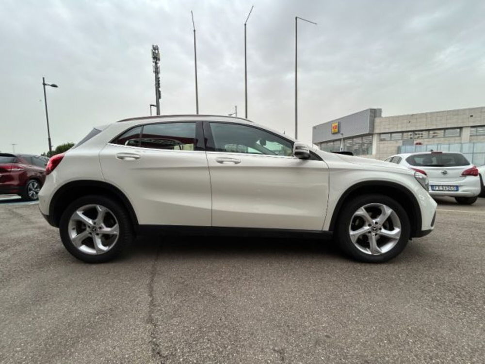 Mercedes-Benz GLA SUV usata a Modena (3)