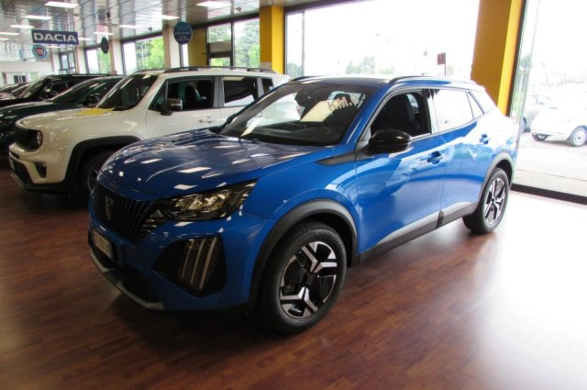 Peugeot 2008 1.2 puretech Allure s&amp;s 130cv eat8 nuova a Rho