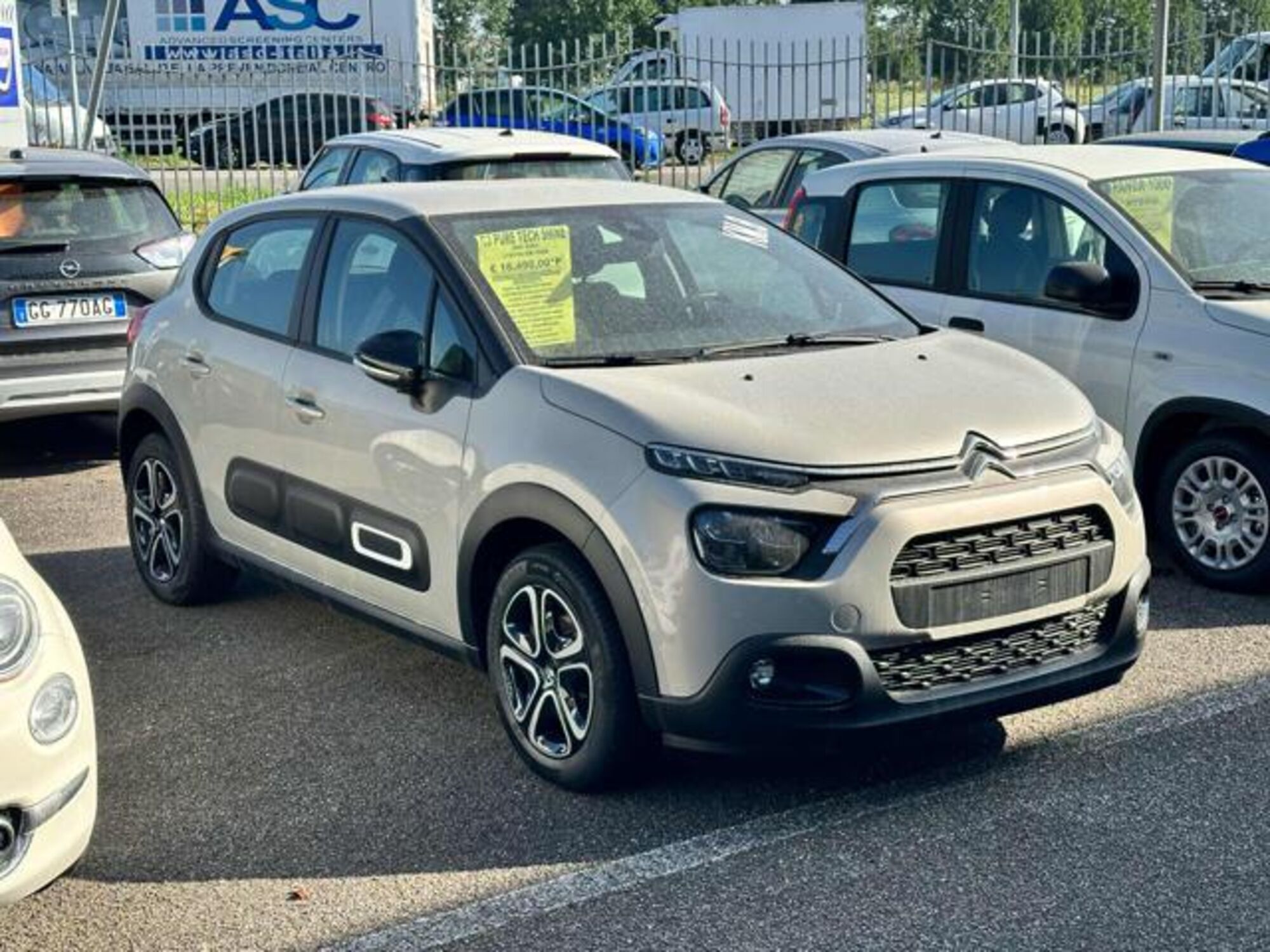 Citroen C3 1.2 puretech Plus s&amp;s 83cv nuova a Rho