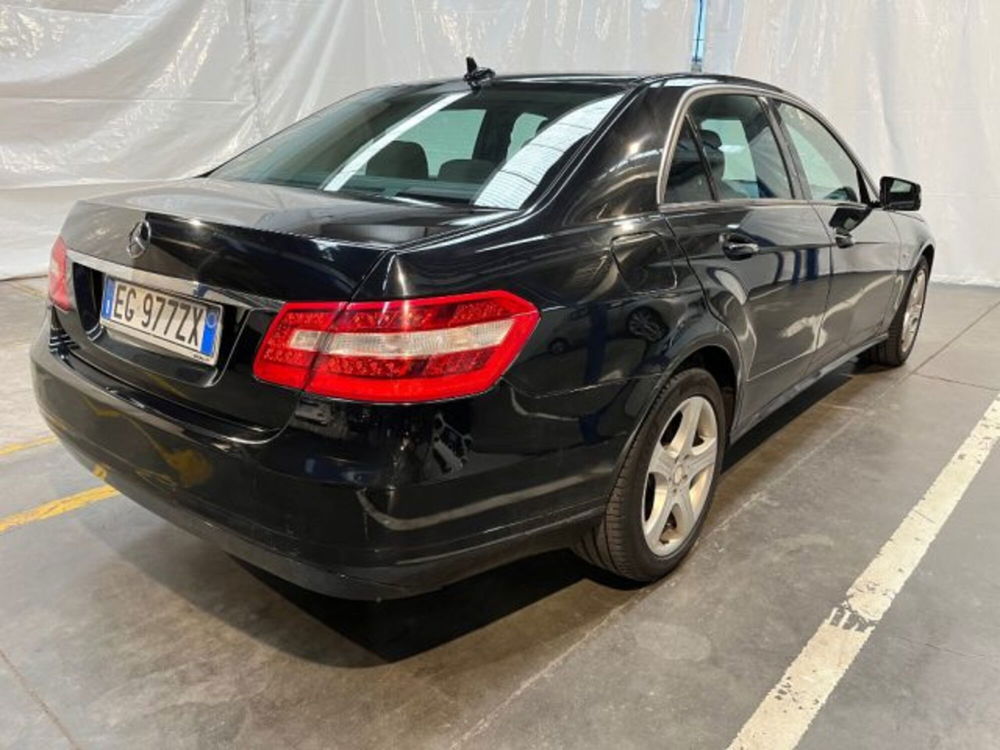 Mercedes-Benz Classe E usata a Modena (4)