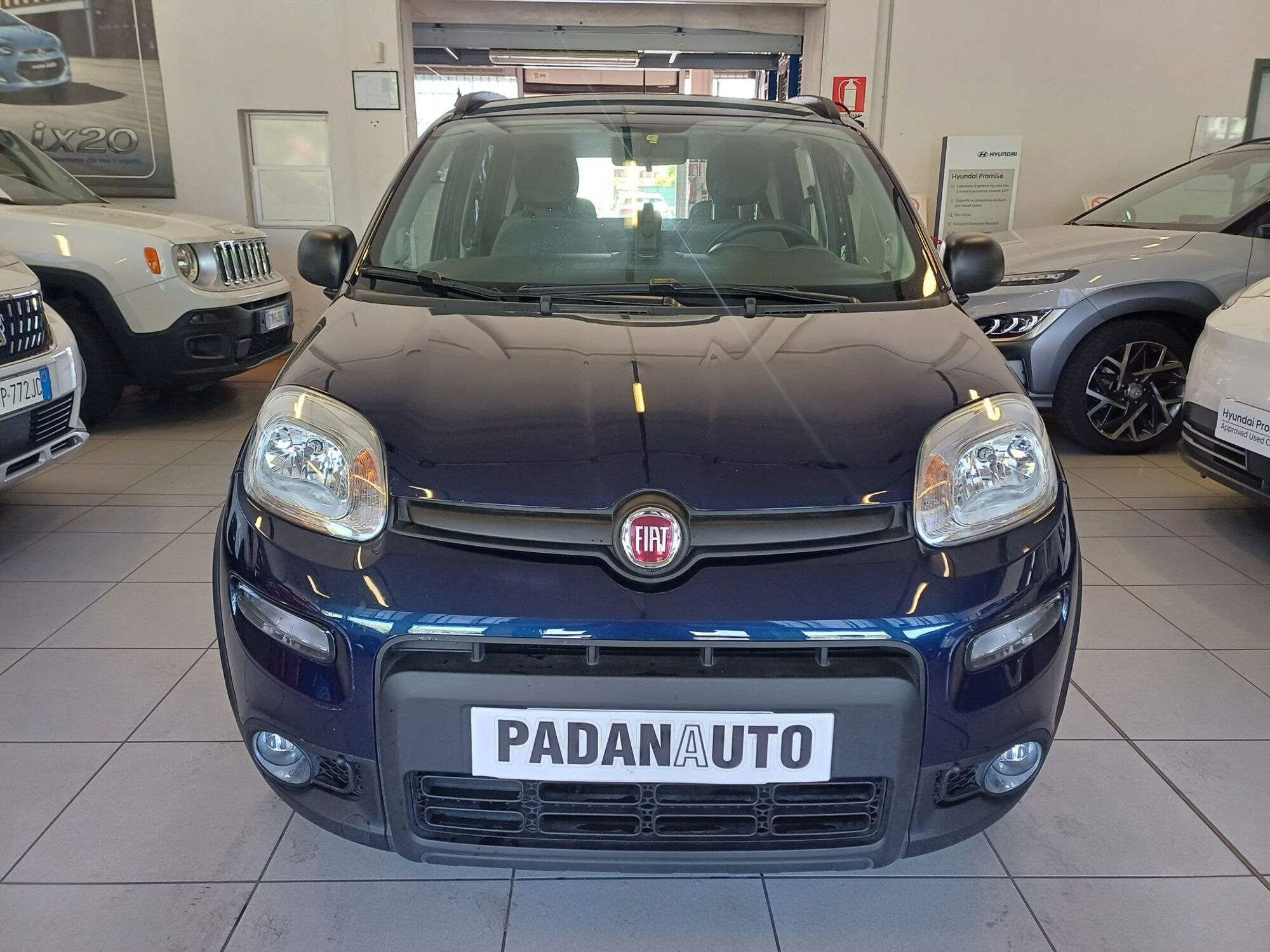 Fiat Panda 1.0 FireFly S&amp;S Hybrid City Cross  del 2021 usata a Copparo