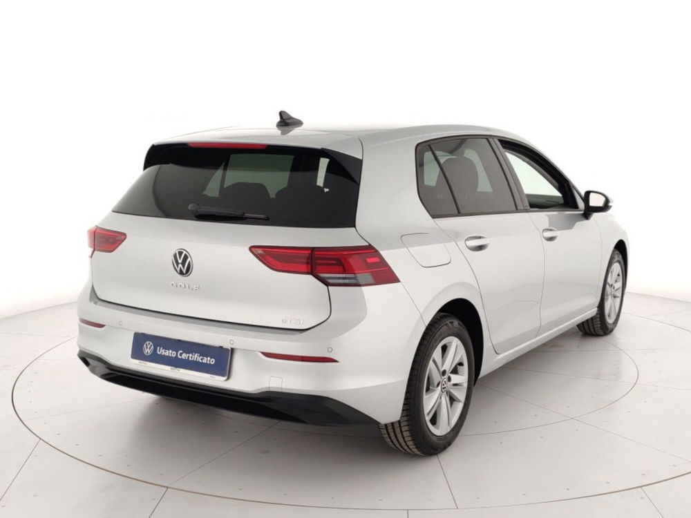 Volkswagen Golf nuova a Massa-Carrara (3)