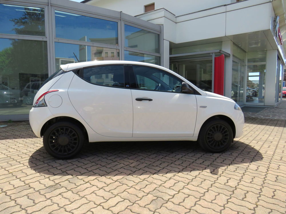 Lancia Ypsilon usata a Monza e Brianza (2)