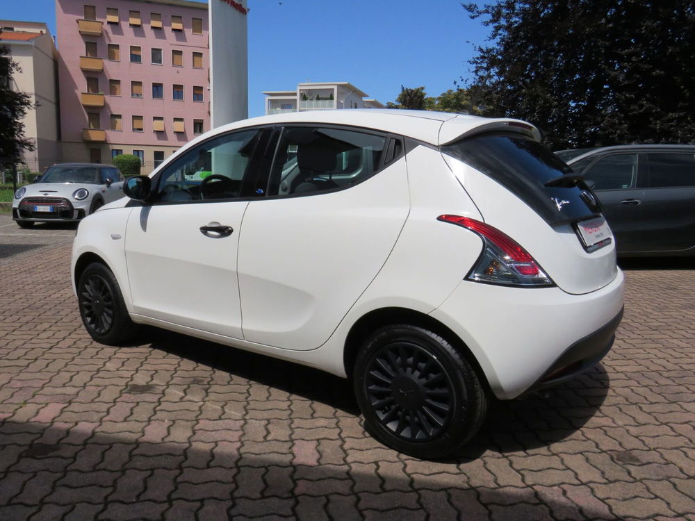 Lancia Ypsilon usata a Monza e Brianza (5)