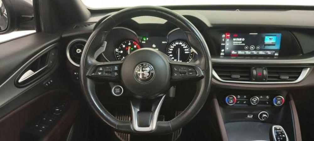 Alfa Romeo Stelvio usata a Perugia (14)