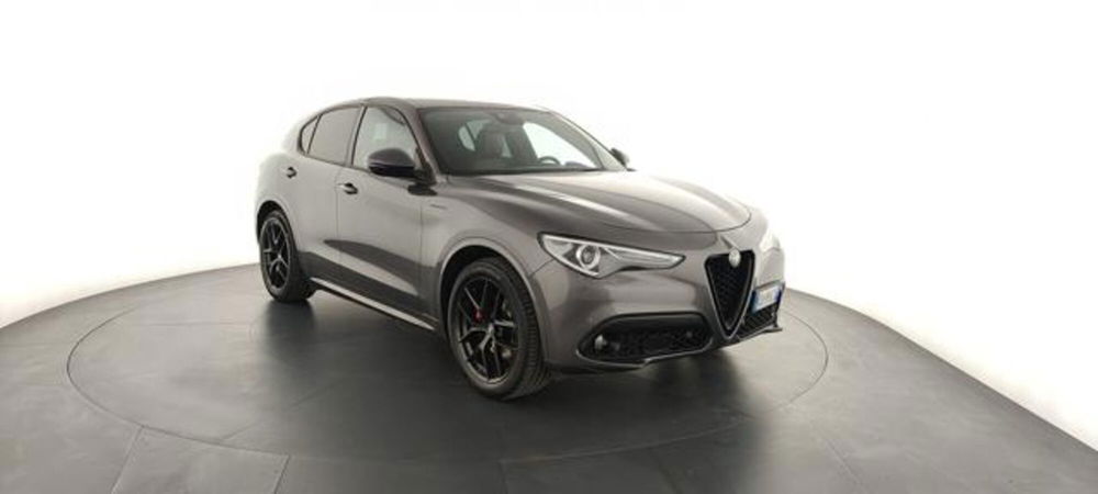 Alfa Romeo Stelvio usata a Perugia (3)