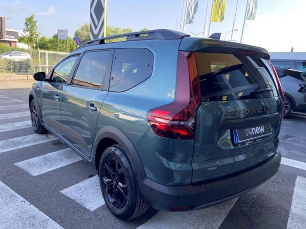 Dacia Jogger usata a Pavia (15)