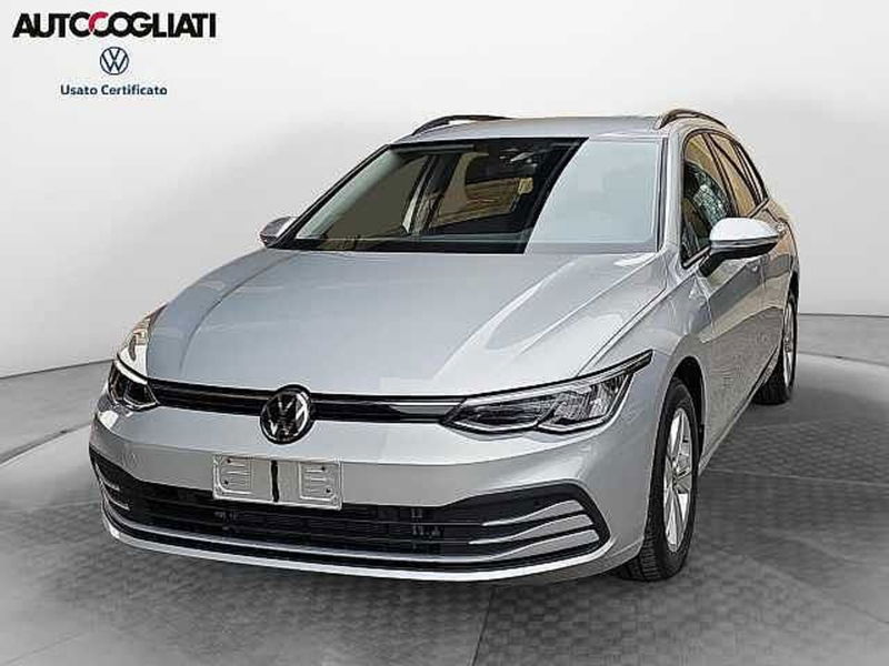 Volkswagen Golf Variant 1.0 eTSI EVO DSG Life nuova a Brivio