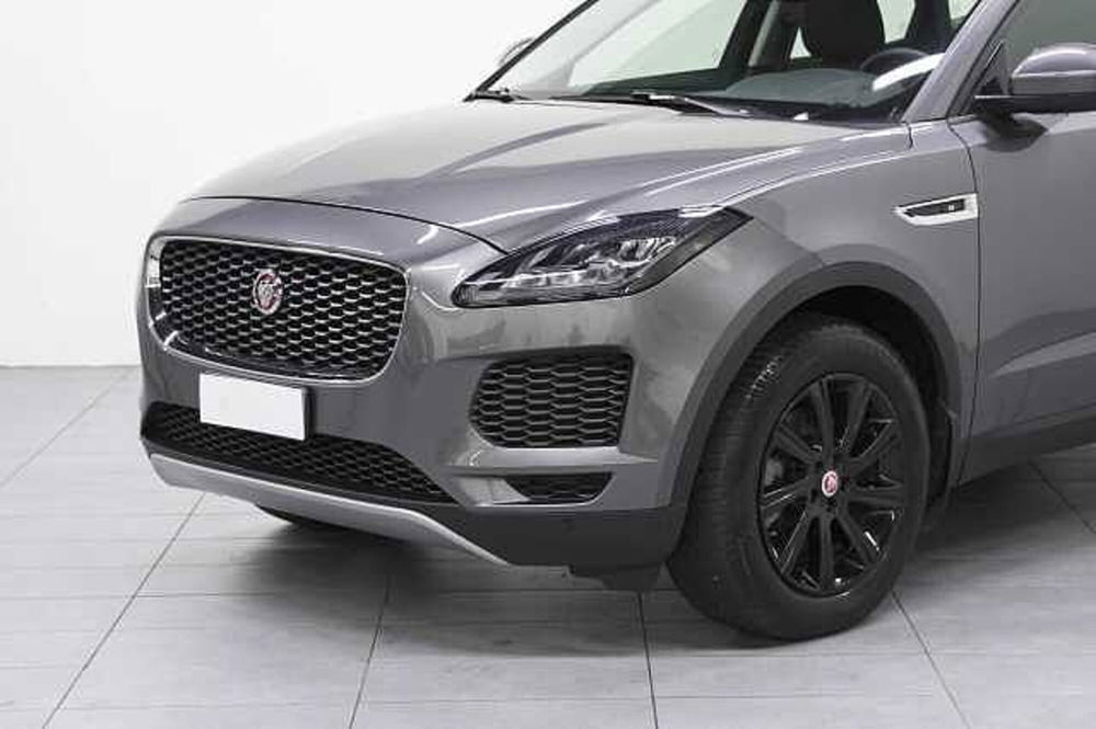 Jaguar E-Pace usata a Como (12)